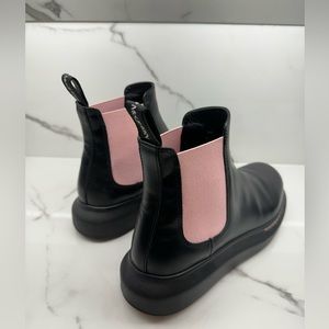 Alexander McQueen Hybrid Chelsea Boots